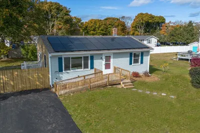 11 Judy Ann Dr