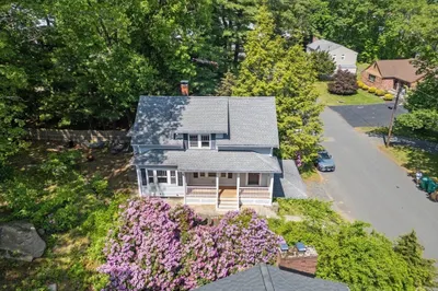 18 Anchor Rd