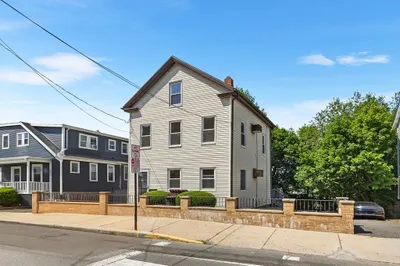 88 Garland St