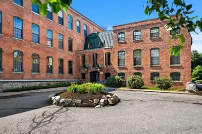 71 Princeton St #213 1