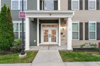 115 Corning Fairbanks Way #115