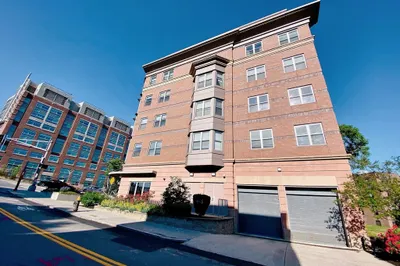 120 Mountfort St #401