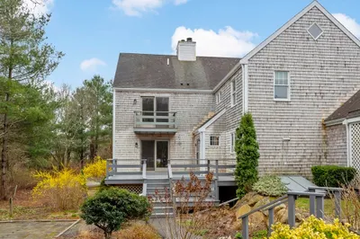 15 Chilmark Dr #D-15 1