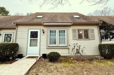 15 Schofield Rd #15