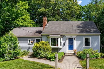 46 Bancroft Rd