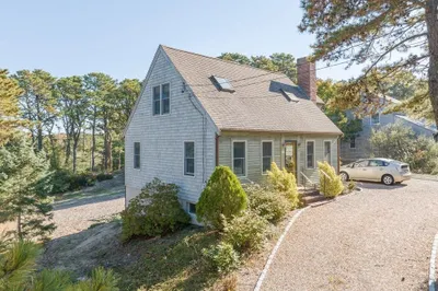 15 King Phillip Rd