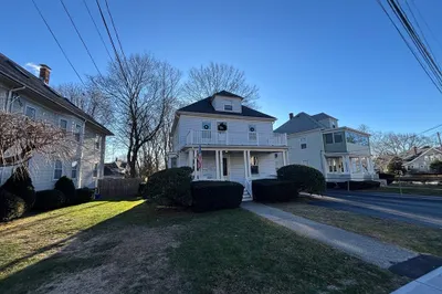 11 Crescent Ave #11 1