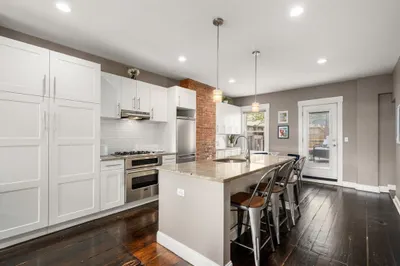 8 Mystic St #1