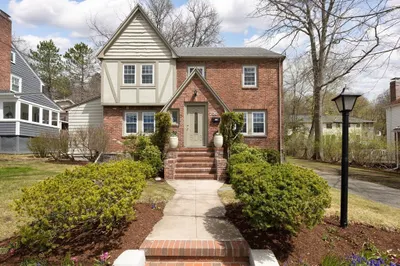 236 Beverly Rd