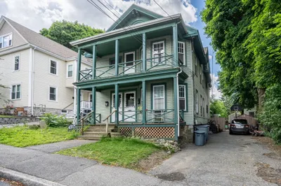 7-9 Davis St