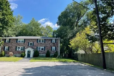 18 Perry St #1 1