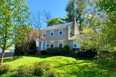 263 Lowell St