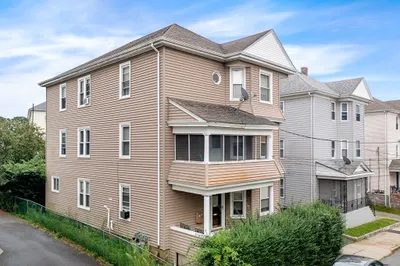 166 Irving St 1