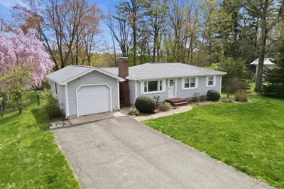 7 Joseph Ave