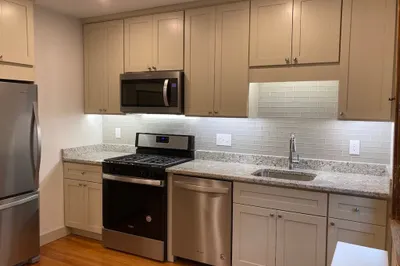 111 Sumner Rd #2