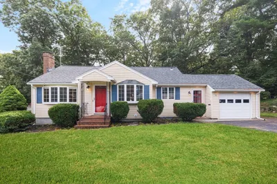 55 Fisher Rd 1