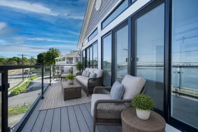 103 Dorchester St #2 1