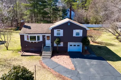 1 Maud Graham Cir