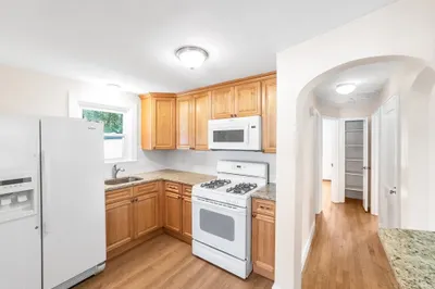 34 Bateman Street #2