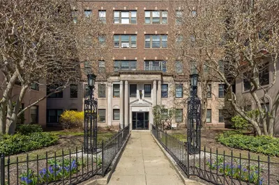 2001 Commonwealth Ave #17