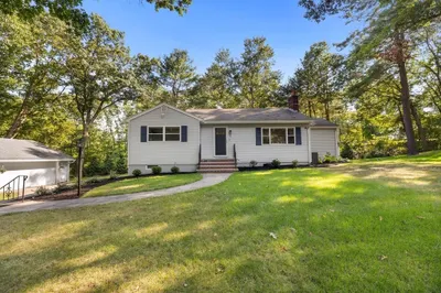 2 Woodman Ridge Rd 1