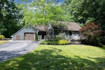 146 Woodstock St 1