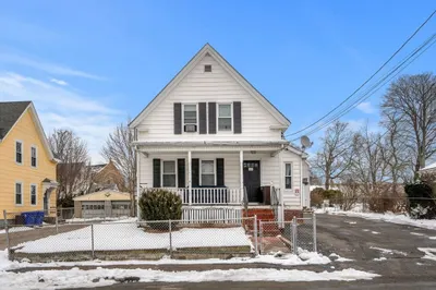 10 Lawrence St 1