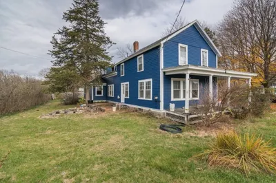 110 Old Amherst Road 1