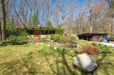 176 Bedford Road 1