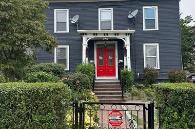 78 Dix St #2
