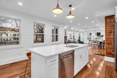 30 Copeland Street #1