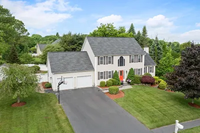 11 Boundary Stone Rd
