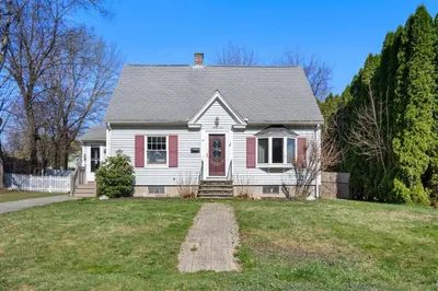 31 Lebanon St