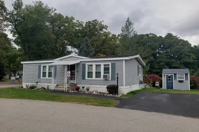 51 Victoria Lane 1