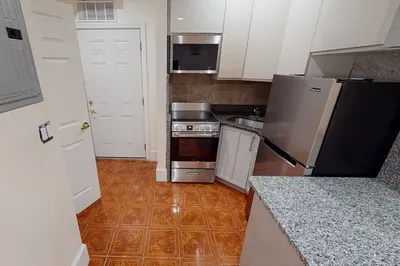69 Babcock St #7