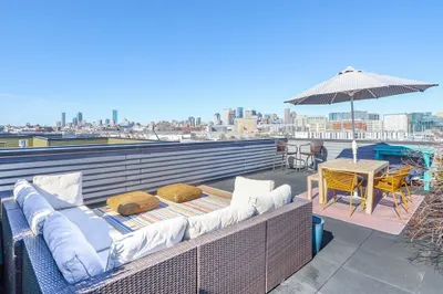 525 E First St #8 1