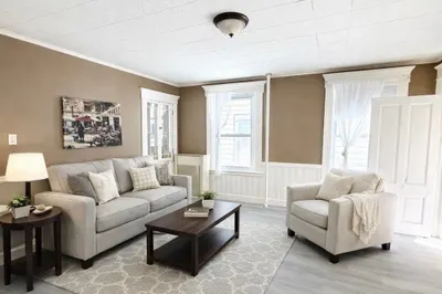 11 Doane St #1