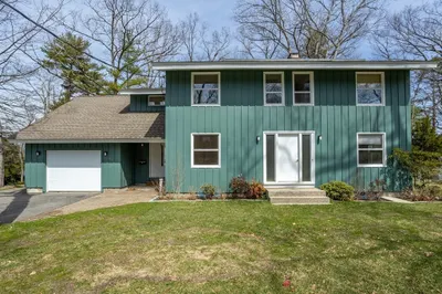 88 Lakeview Rd