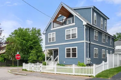 22 Quincy St #1