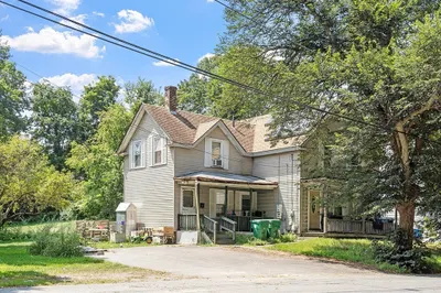 24 Rigby St