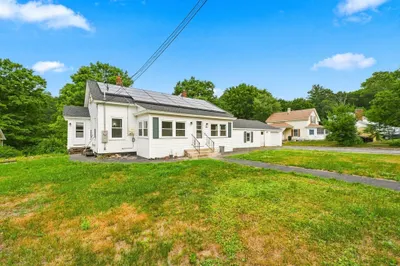 270 N Brookfield Road 1