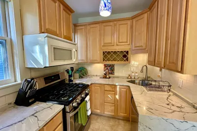 17 Spalding St #1