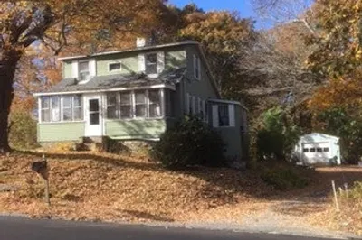 402 Stafford Street 1