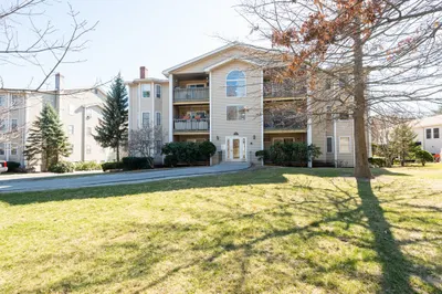 220 High Street #10 1