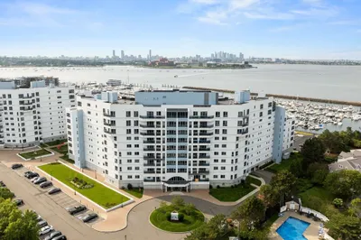 1001 Marina Dr #507 1