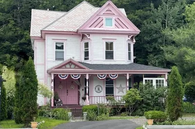 193 Main Street 1