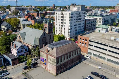 636 Purchase St 1
