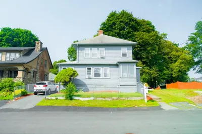 15 Boynton St