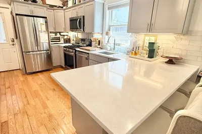 6 Beech St #2
