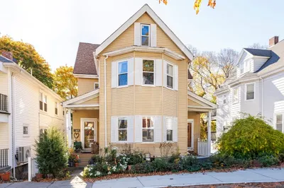 20-22 Symmes St
